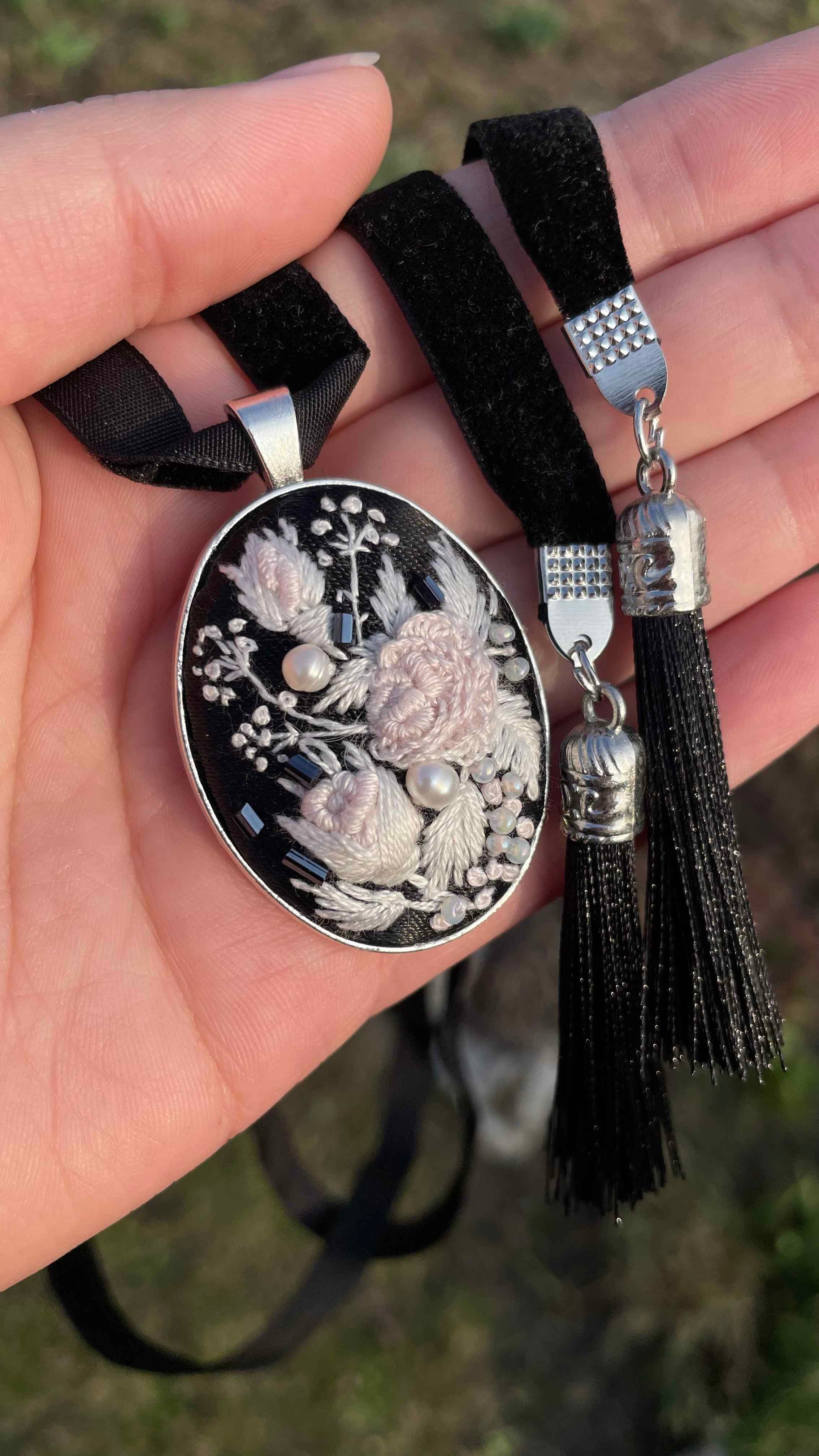 Місячна перлина — Сріблясті з рамкою NataSko Handmade